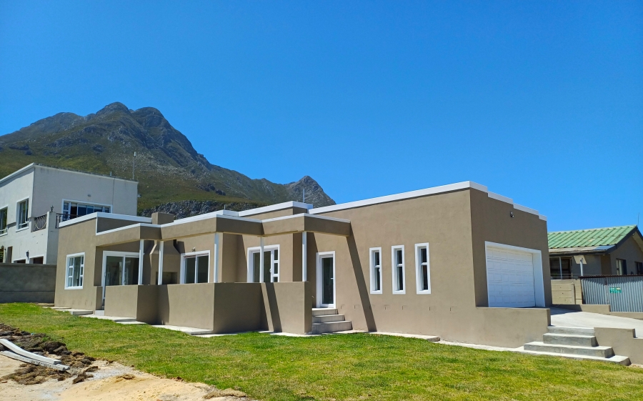 3 Bedroom Property for Sale in Palmiet Western Cape